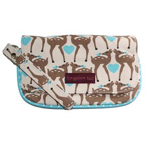 6805 Vegan Natural Canvas Wristlet DEER